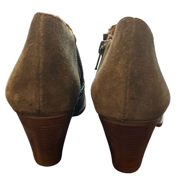 Jack Rogers Kyle Evergreen Suede Booties Heel Ankle Boots Side Zipper Size 7.5 - Picture 4 of 8